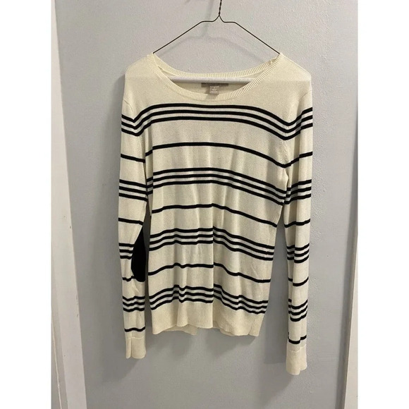 BANANA REPUBLIC WOMEN SWEATER SIZE SMALL OFF WHITE & BLACK GREAT CONDITION - Picture 1 of 6